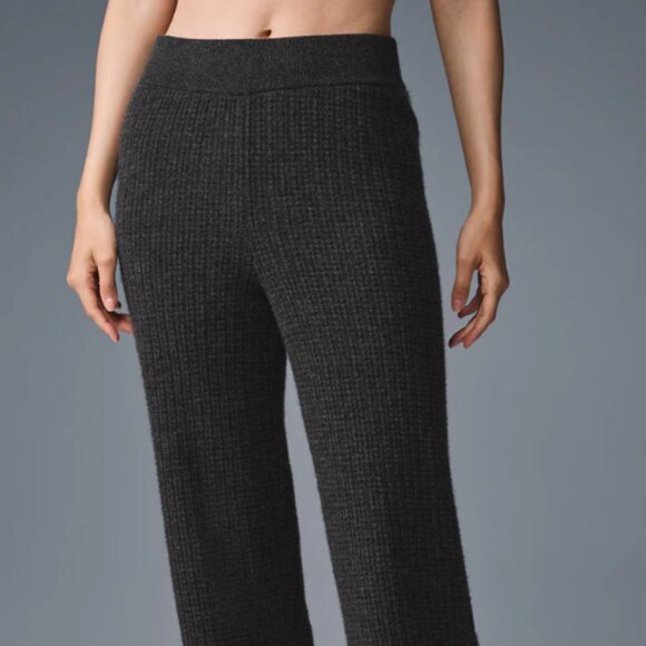 NWT Alo Yoga Plush Waffle High Waist Cashmere Pant in Dark Heather Gray sz SMALL